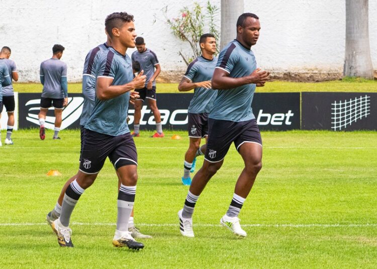 Equipe sub-23 do Ceará inicia treinamentos para segundo jogo da final do Brasileiro de Aspirantes