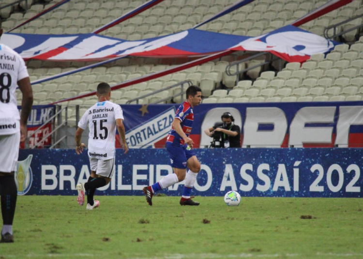 Sem 12 jogadores, Fortaleza fica no empate com Grêmio na estreia de Enderson Moreira
