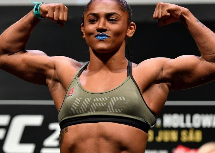 Dividida entre os octógonos e a maternidade, Viviane Sucuri garante: “a luta continua!”