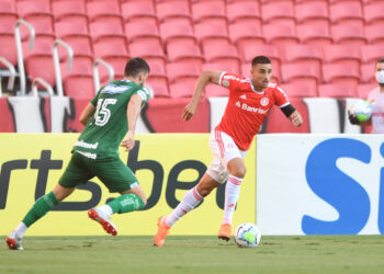 Thiago Galhardo tem lesão confirmada e não enfrenta o Fortaleza