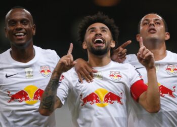 Em jogo com três pênaltis, Bragantino vence o Ceará Castelão