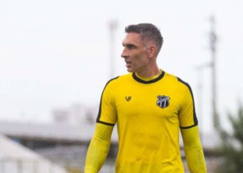 Fernando Prass fará sua última partida como profissional contra o Botafogo, diz jornalista