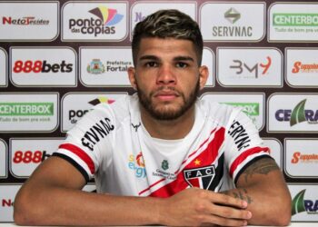 Meio-campista do Ferroviário, Berguinho pede “time cirúrgico” contra o Caucaia