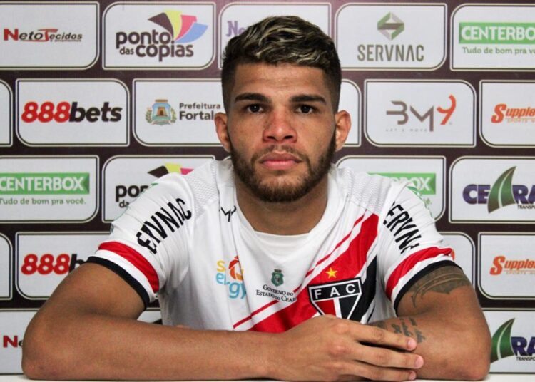 Meio-campista do Ferroviário, Berguinho pede “time cirúrgico” contra o Caucaia