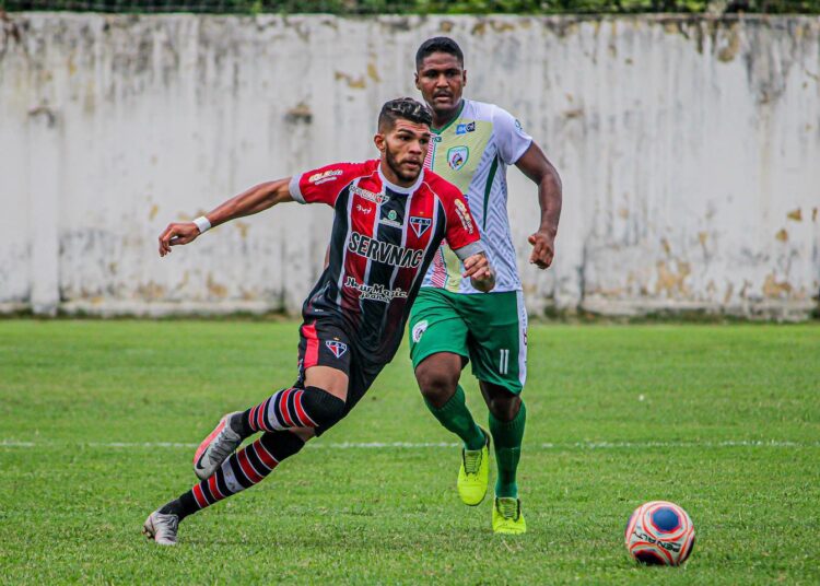 Atlético Cearense vence Caucaia e Ferroviário estreia com derrota para o Pacajus