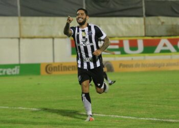 Leandro Carvalho se despede do Ceará e vai para o América/MG por empréstimo