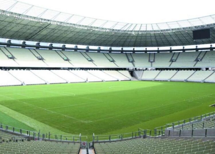 Novo decreto impõe mudanças de horário nos jogos de Ceará e Fortaleza
