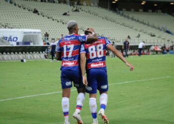 Fortaleza vence Vasco e dá importante passo rumo à permanência na Série A
