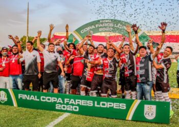 Ferroviário supera Icasa e conquista Taça Fares Lopes 2020