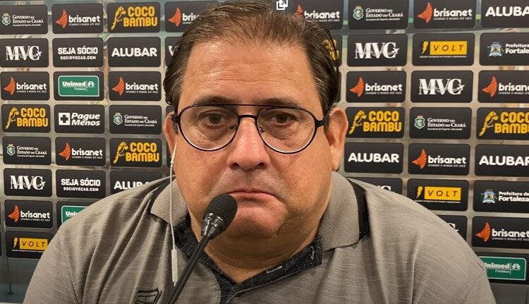 Guto Ferreira nega relaxamento e cita chances criadas pelo Ceará contra o Athletico/PR
