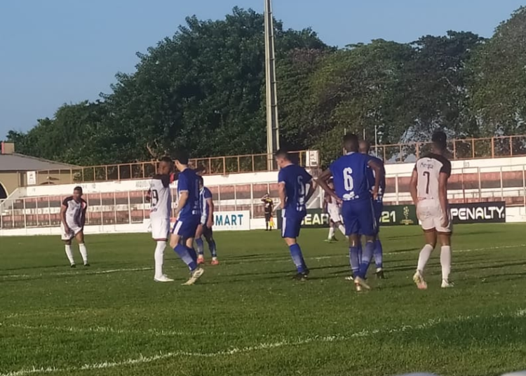 Hugo Freitas marca duas vezes e Caucaia derrota Crato pelo Cearense 2021