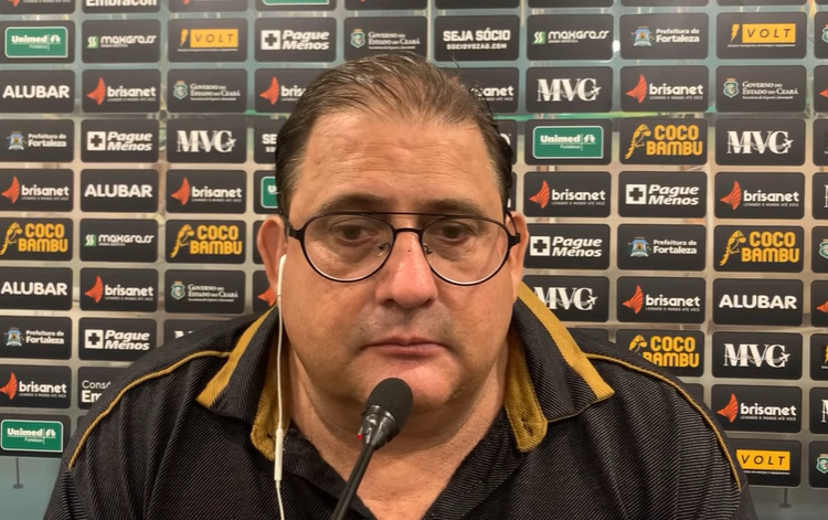 Guto Ferreira celebra vaga na Sul-Americana e título do Nordeste: “Temporada histórica”