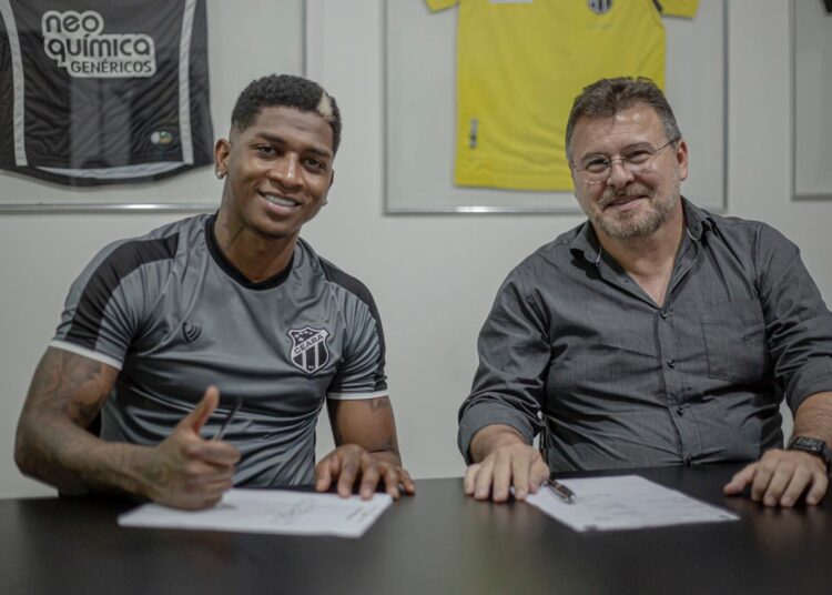 Ceará confirma contratação do colombiano Yony González, ex-Fluminense