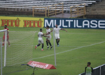 Com gol e assistência de Gustavo Coutinho, Fortaleza vence 4 de Julho em Teresina