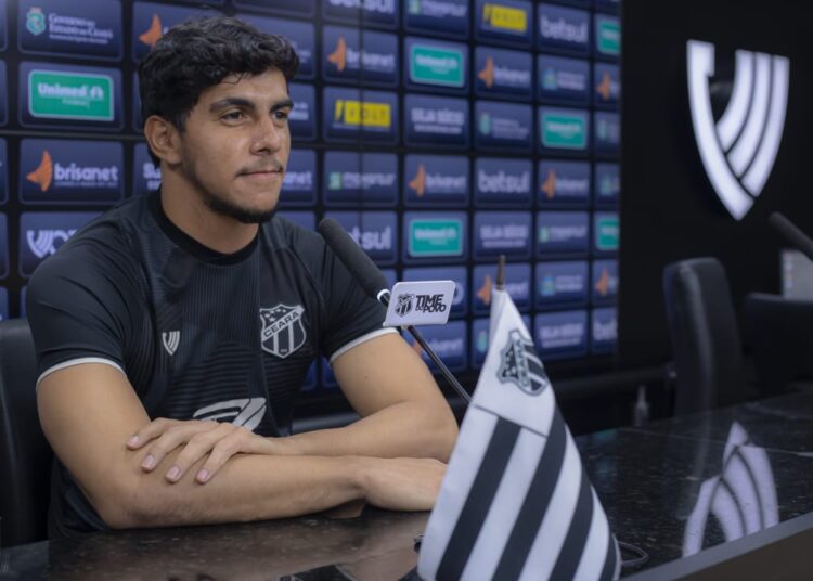 Em semana de clássico-rei, Richard destaca o crescimento do Ceará