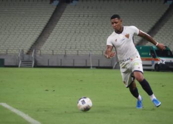 Fortaleza perde pro Santa Cruz e vê pressão sobre Enderson Moreira aumentar