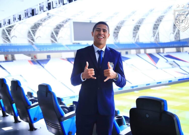 Emprestado pelo Fortaleza, Bergson tem apresentação luxuosa na Malásia