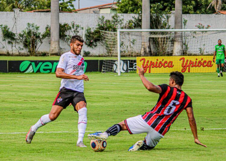 Ferroviário vence Caucaia de virada e garante vaga na Copa do Brasil 2022