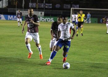 Fortaleza vence Caxias, avança na Copa do Brasil e fatura R$ 1,07 mi