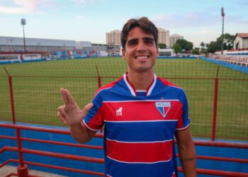 Fortaleza anuncia contratação do volante Gustavo Blanco por empréstimo