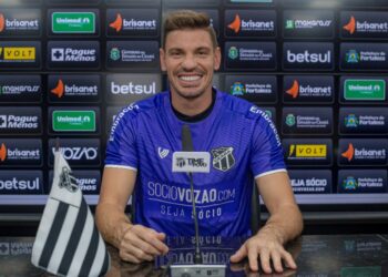 Goleiro João Ricardo testa positivo para a Covid-19 e desfalca Ceará na Copa do Nordeste