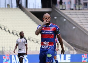 Quintero defende trabalho de Enderson Moreira no Fortaleza: “não entendo as críticas”