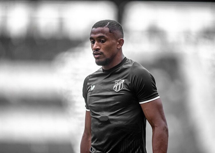 Saulo Mineiro revela frustração no Clássico-Rei: “não gostei da minha atuação”