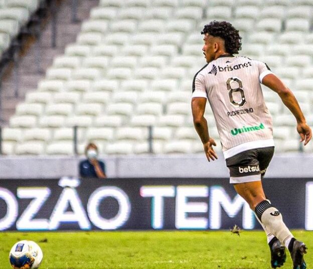 “Responsabilidade muito prazerosa”, diz Sobral sobre assumir a camisa 8 do Ceará