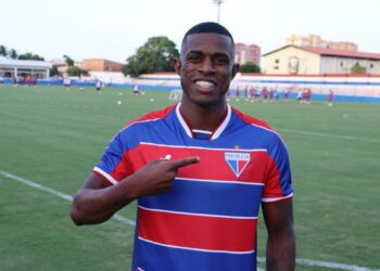 Marcelo Benevenuto visita Centro de Excelência e elogia o Fortaleza: “é um clube gigantesco”