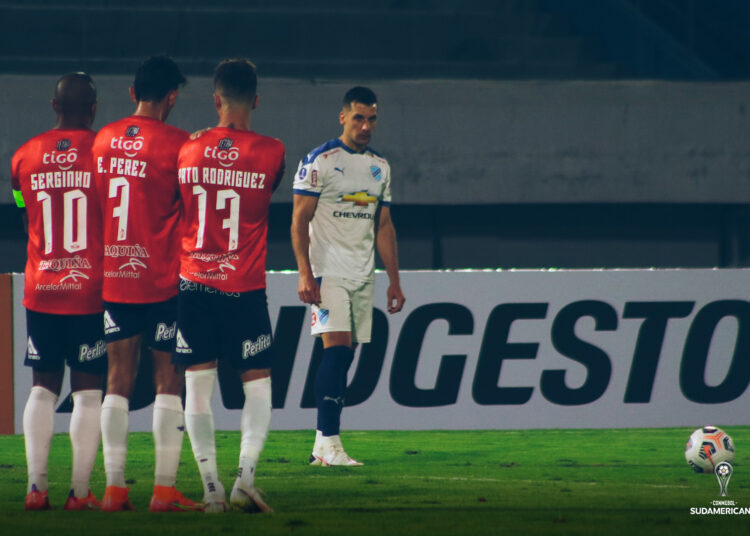 Jorge Wilstermann e Bolívar empatam e Ceará mantém liderança na Copa Sul-americana