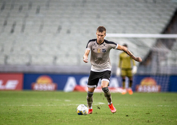 Charles destaca foco na final da Copa do Nordeste: “Nossa decisão é sempre o próximo jogo”
