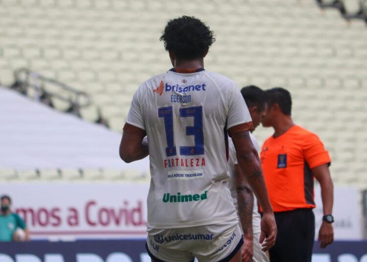 Fortaleza vende todas as camisas da campanha de combate à Covid-19 em menos de 24h