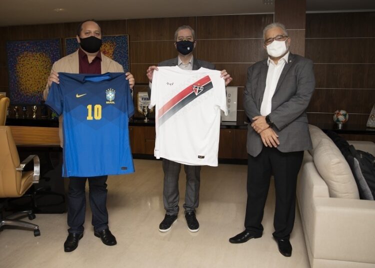 Presidente do Ferroviário comenta sobre reunião na CBF: “justificar o injustificável”