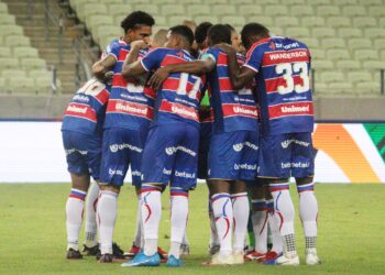 Confiança x Fortaleza: onde assistir, horário, escalações e arbitragem