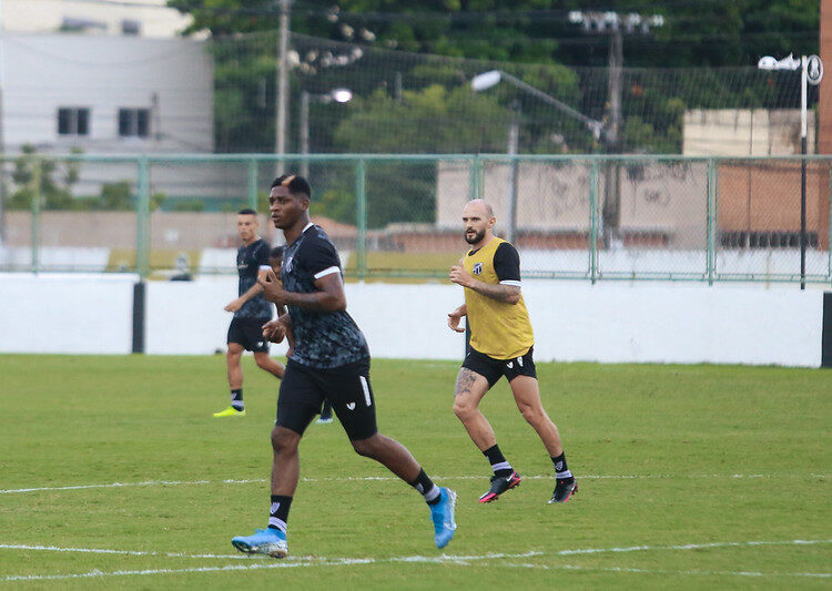 Elenco do Ceará se reapresenta nesta quinta-feira visando final da Copa do Nordeste contra o Bahia