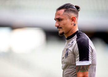 Desaprendeu a jogar? Revista do Esporte debate início de temporada de Vina pelo Ceará