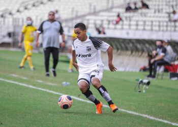 Guto exalta trabalho da categoria de base alvinegra após vitória: “foi o jogo dos meninos do Ceará”