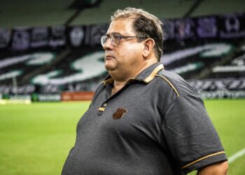 Em busca do título Cearense, Guto Ferreira pode alcançar importante marca pelo Ceará