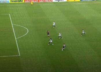 Newton Filho lamenta gol mal anulado na semifinal: “não dá pra aguentar mais a arbitragem dessa maneira”