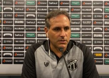 Daniel Azambuja analisa atuação de time alternativo do Ceará e destaca jovens jogadores