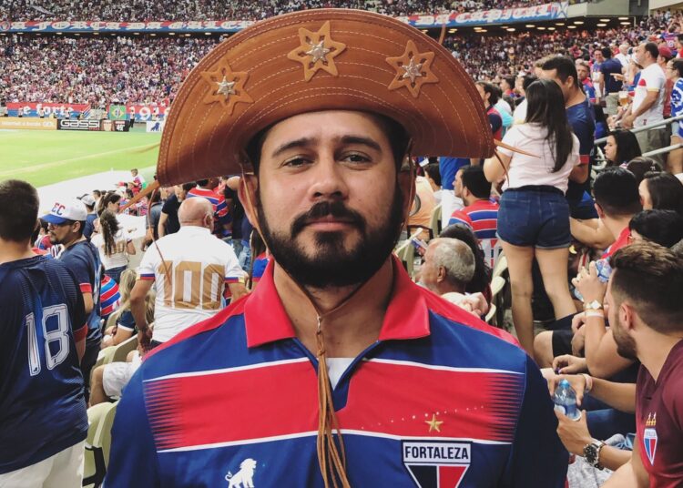 “Venci a Covid e o Leão venceu na estreia. Que dia lindo”, celebra poeta Bráulio Bessa