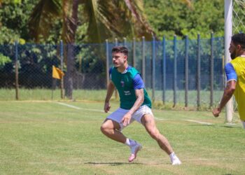 Crispim celebra primeiro gol pelo Fortaleza e fala sobre estilo de Vojvoda: “pede bastante intensidade”