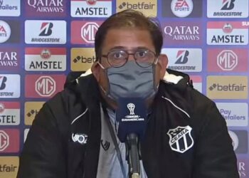 Guto Ferreira exalta jogadores do Ceará: “Um grupo guerreiro, que se superou”