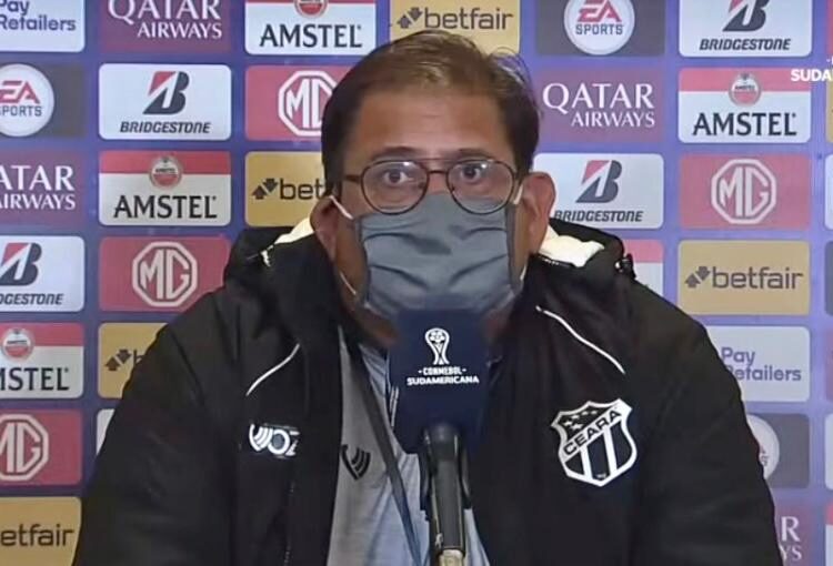 Guto Ferreira exalta jogadores do Ceará: “Um grupo guerreiro, que se superou”