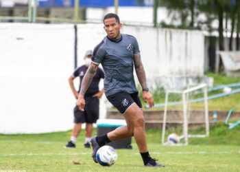 Ceará tem indefinição no ataque para enfrentar o Arsenal/ARG; veja prováveis escalações