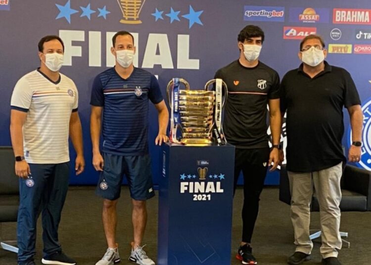 Rivais na final da Copa do Nordeste, Guto Ferreira e Dado Cavalcanti protagonizam momento divertido antes da decisão