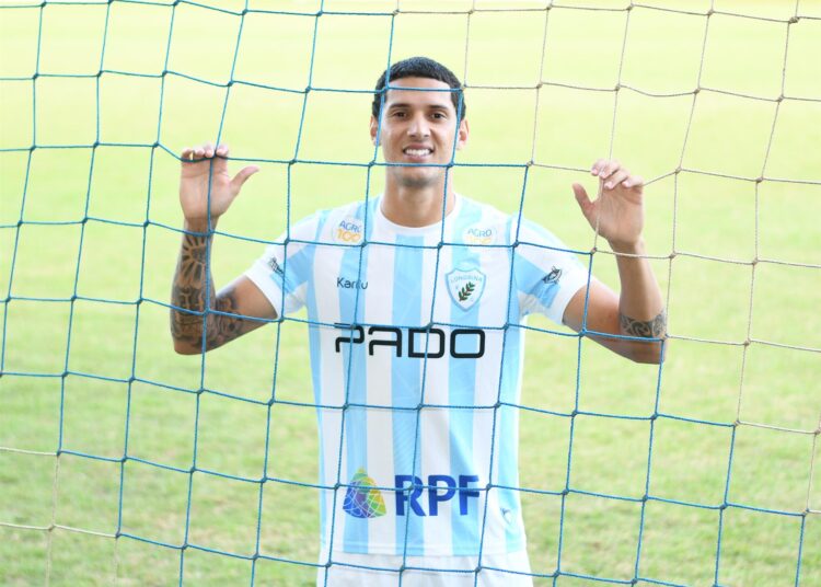 Fortaleza confirma empréstimo de Tiago Orobó ao Londrina até o fim da temporada