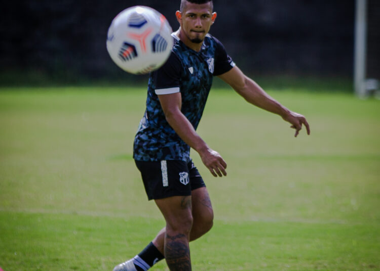 Ceará treina em Salvador de olho na partida contra o Bolívar, pela Sul-Americana