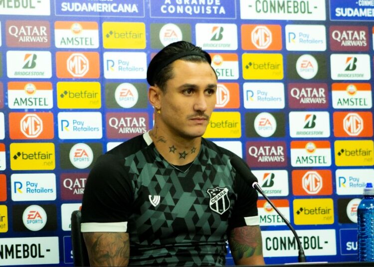 Vina projeta duelo pela Sul-Americana: “Bolívar não vem aqui só pra se defender”