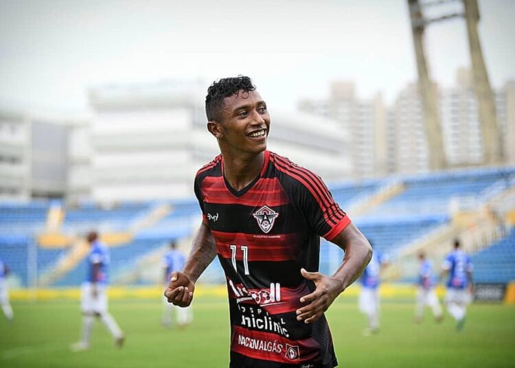 Fortaleza acerta contrato de empréstimo com três atletas do Atlético/CE